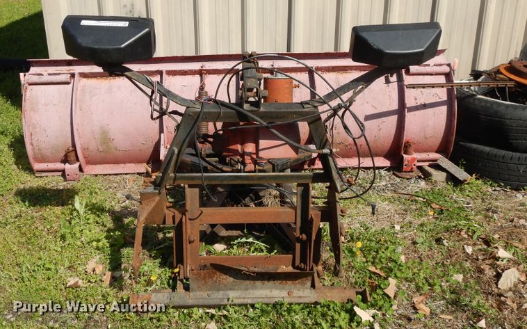 image for item GY9116 8'W snow plow