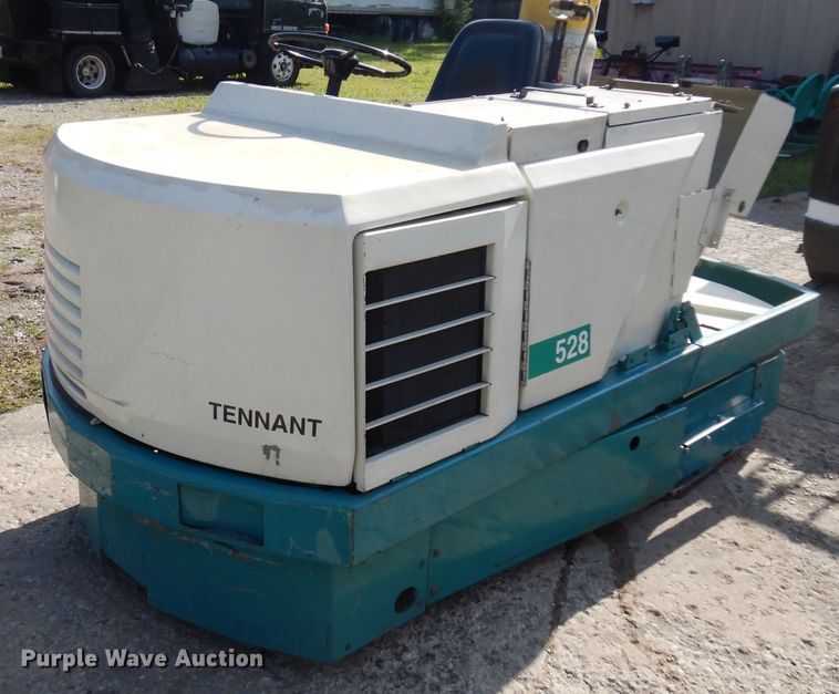 image for item GY9117 Tennant 528 sweeper
