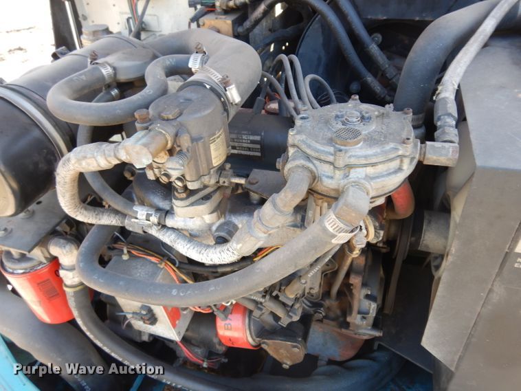 image for item GY9117 Tennant 528 sweeper