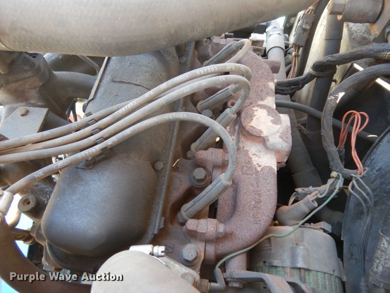 image for item GY9117 Tennant 528 sweeper