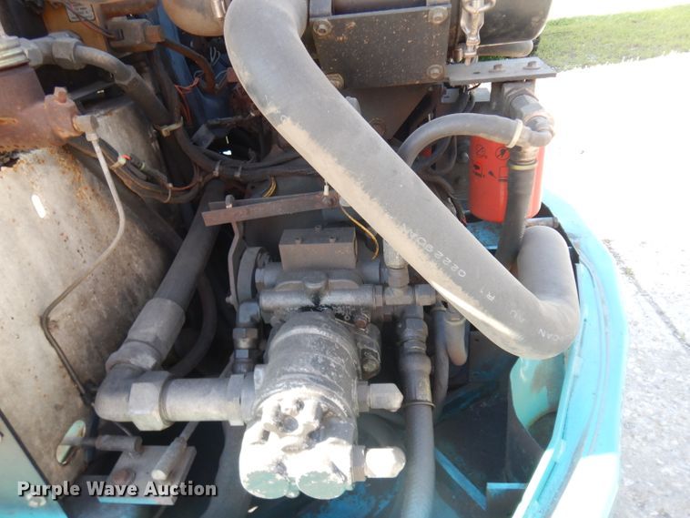 image for item GY9117 Tennant 528 sweeper