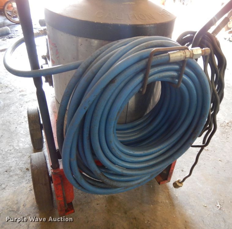 image for item GY9118 Hotsy hot pressure washer