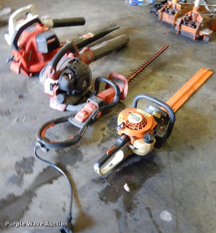 image for item GY9123 Lawn and garden equipment