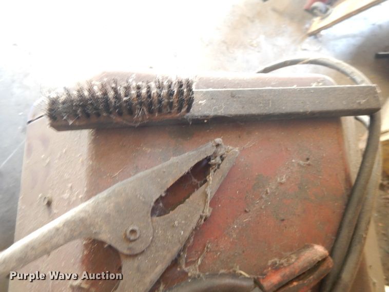 image for item GY9125 Lincoln Lincweld stick welder