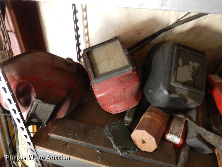 image for item GY9125 Lincoln Lincweld stick welder