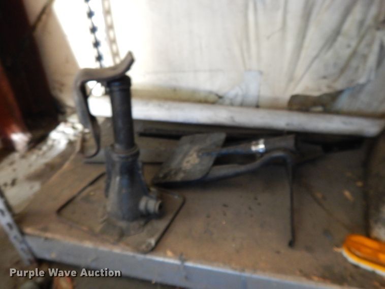 image for item GY9125 Lincoln Lincweld stick welder