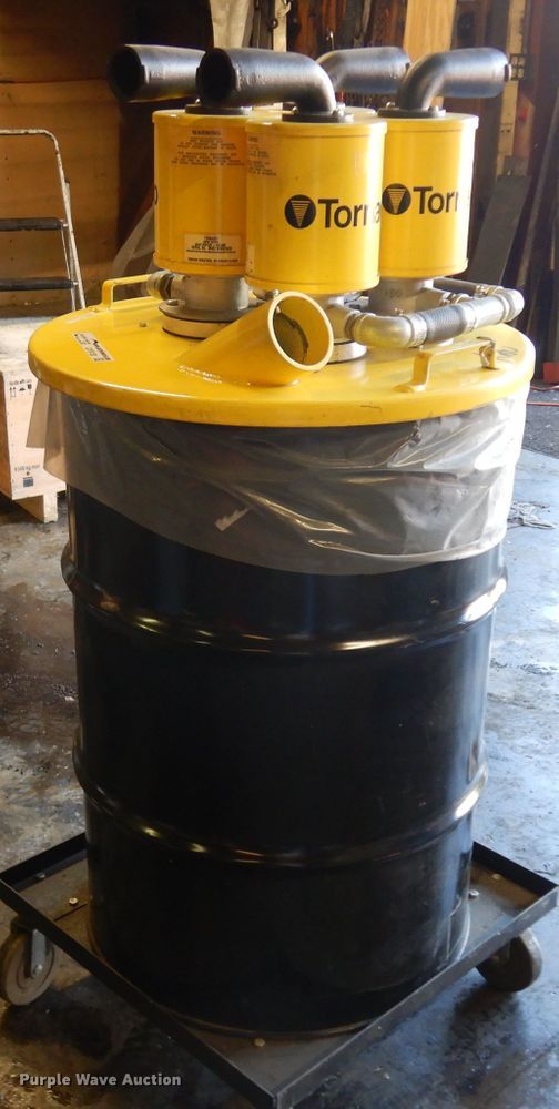 image for item GY9130 Tornado Quad Venturi wet/dry vacuum