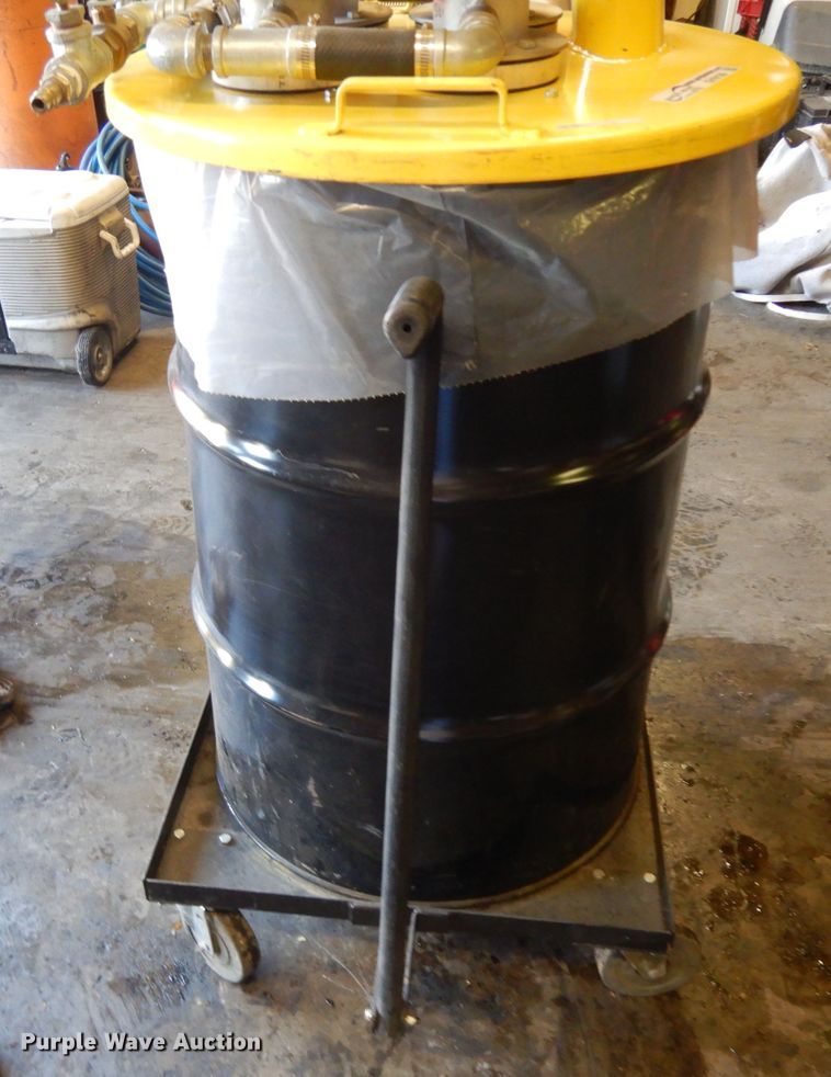 image for item GY9130 Tornado Quad Venturi wet/dry vacuum