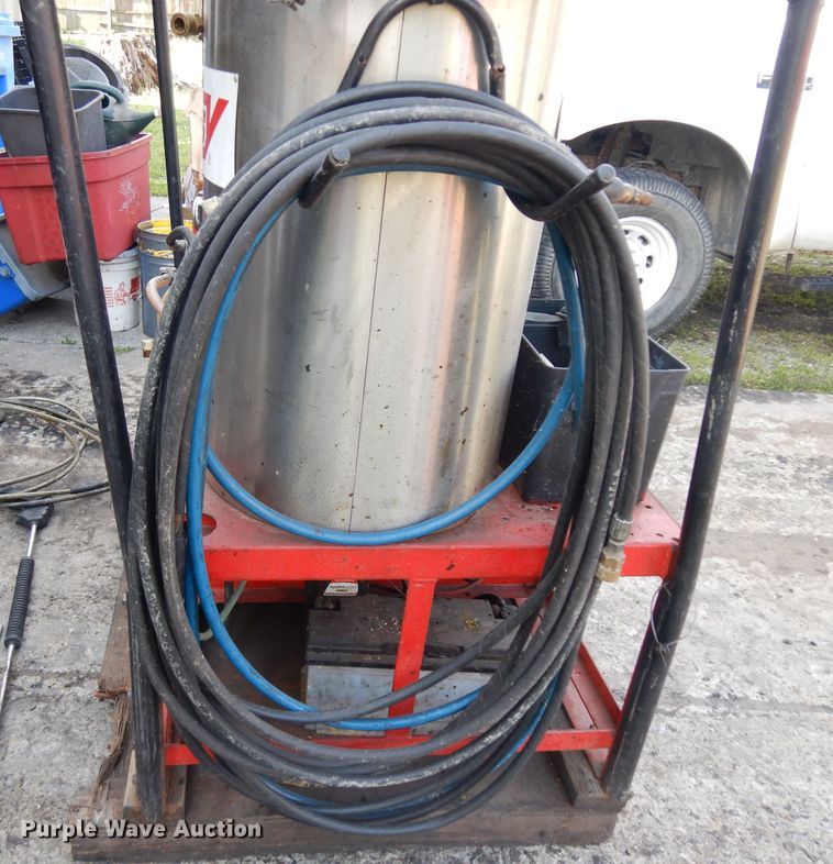 image for item GY9136 Hotsy hot pressure washer