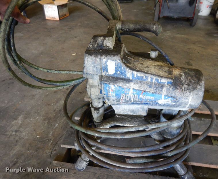 image for item GY9143 (2) airless paint pumps