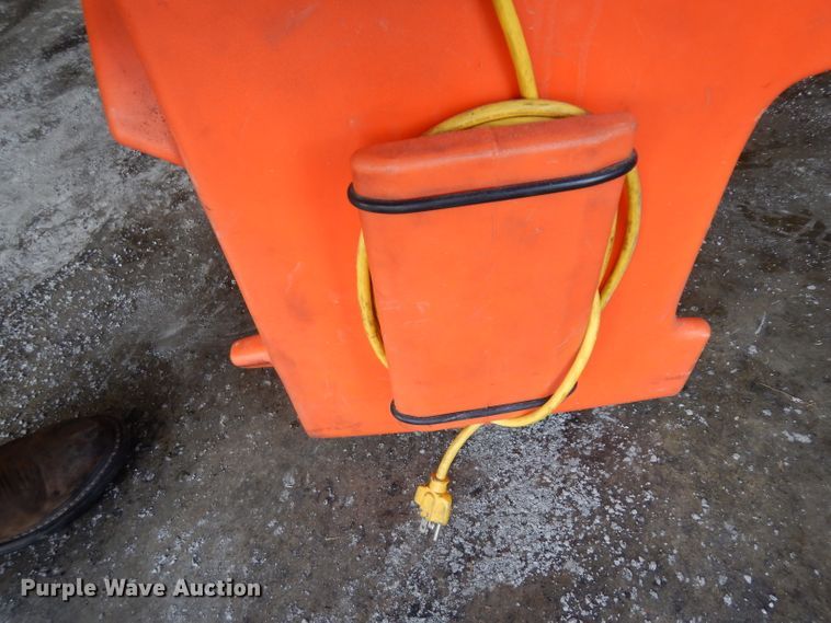 image for item GY9147 (2) Edison Pro fans