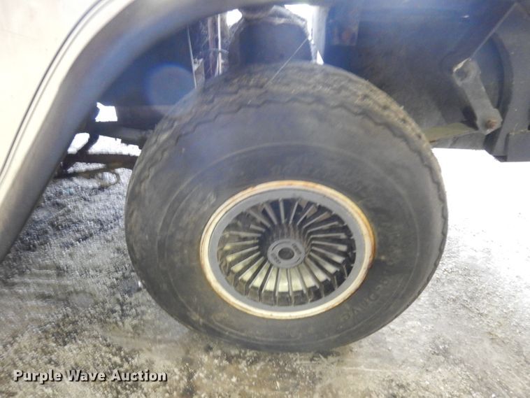 image for item GY9154 (2) golf carts