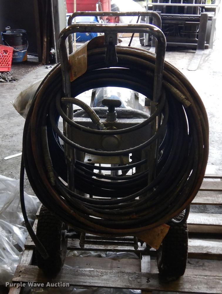 image for item GY9155 Graco Ultimate MX2 695 airless paint sprayer