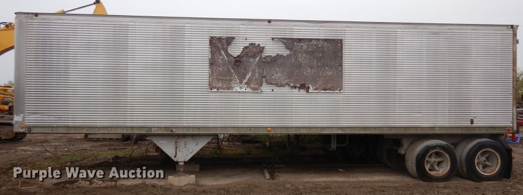 image for item GY9167 1969 Trailmobile dry van trailer