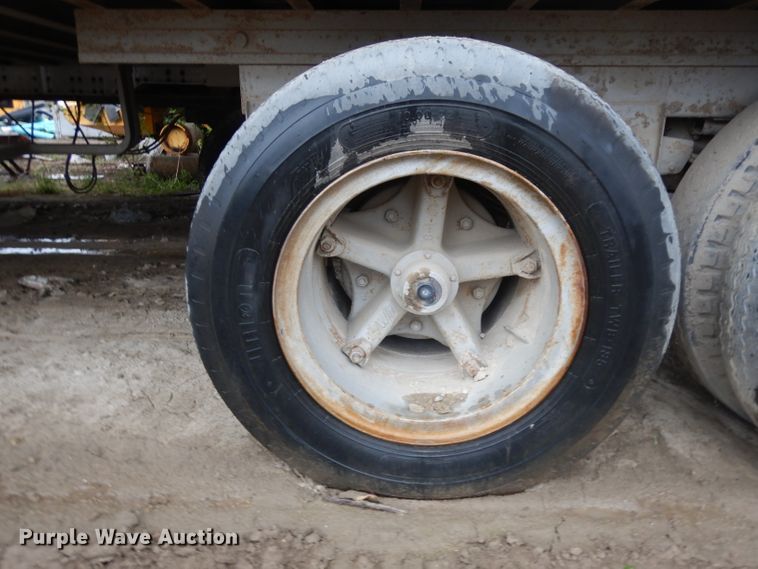 image for item GY9167 1969 Trailmobile dry van trailer