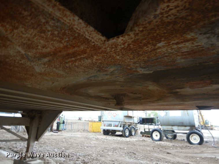 image for item GY9167 1969 Trailmobile dry van trailer