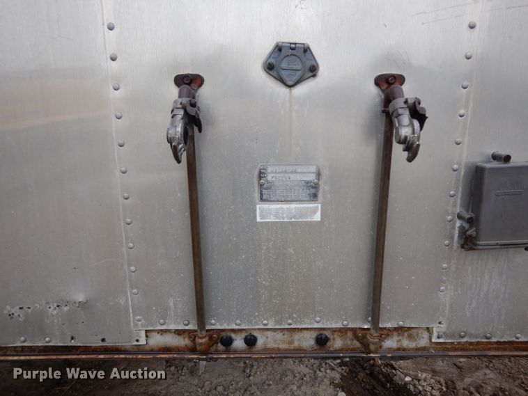 image for item GY9167 1969 Trailmobile dry van trailer