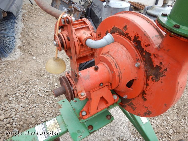 image for item GY9170 (2) Balzer irrigation pumps