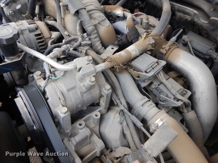 image for item GY9175 2006 Chevrolet Silverado 2500HD Crew Cab truck chassis