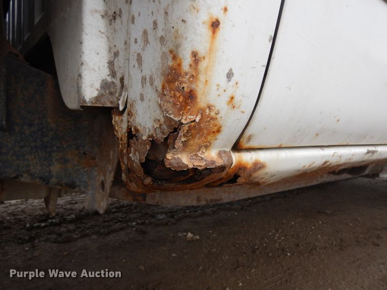 image for item GY9175 2006 Chevrolet Silverado 2500HD Crew Cab truck chassis