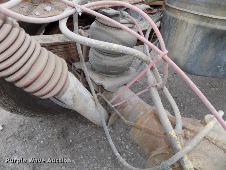 image for item GY9175 2006 Chevrolet Silverado 2500HD Crew Cab truck chassis