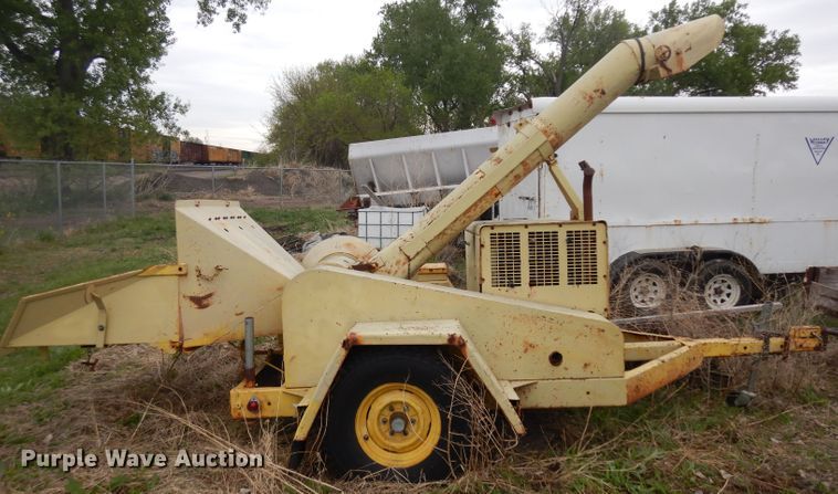 image for item GY9178 Wayne 16T381 wood chipper