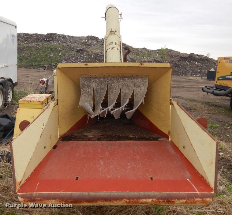 image for item GY9178 Wayne 16T381 wood chipper