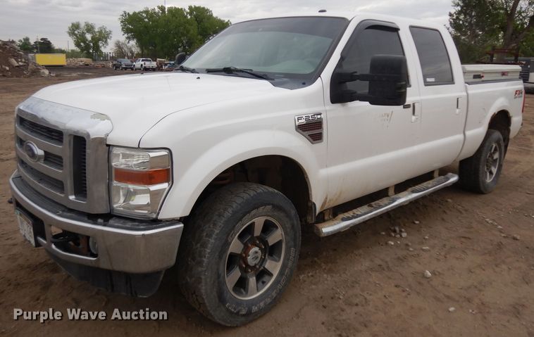 image for item GY9180 2010 Ford F250 Super Duty  Crew Cab pickup truck