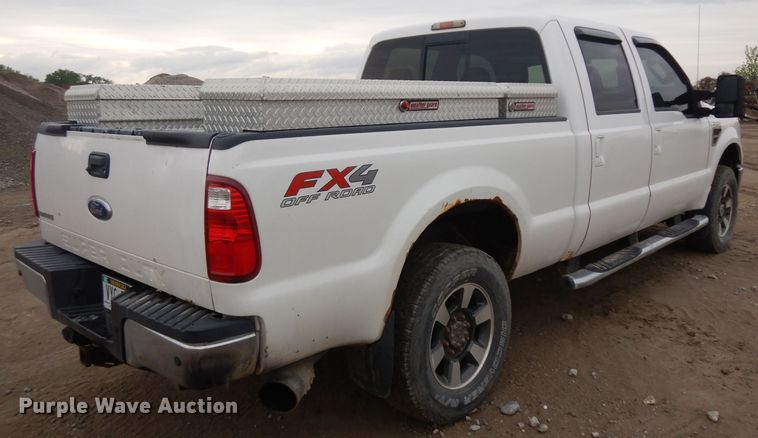 image for item GY9180 2010 Ford F250 Super Duty  Crew Cab pickup truck