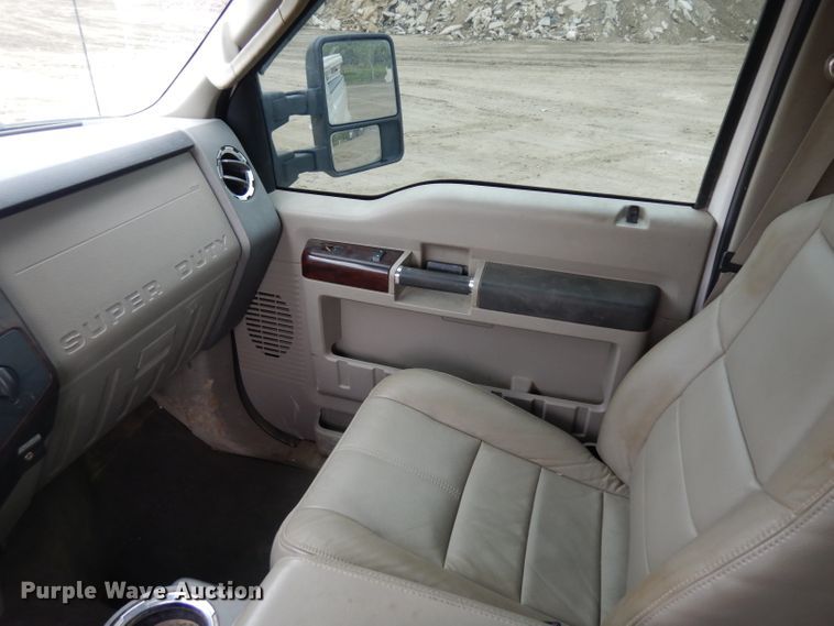 image for item GY9180 2010 Ford F250 Super Duty  Crew Cab pickup truck