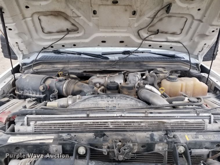 image for item GY9180 2010 Ford F250 Super Duty  Crew Cab pickup truck