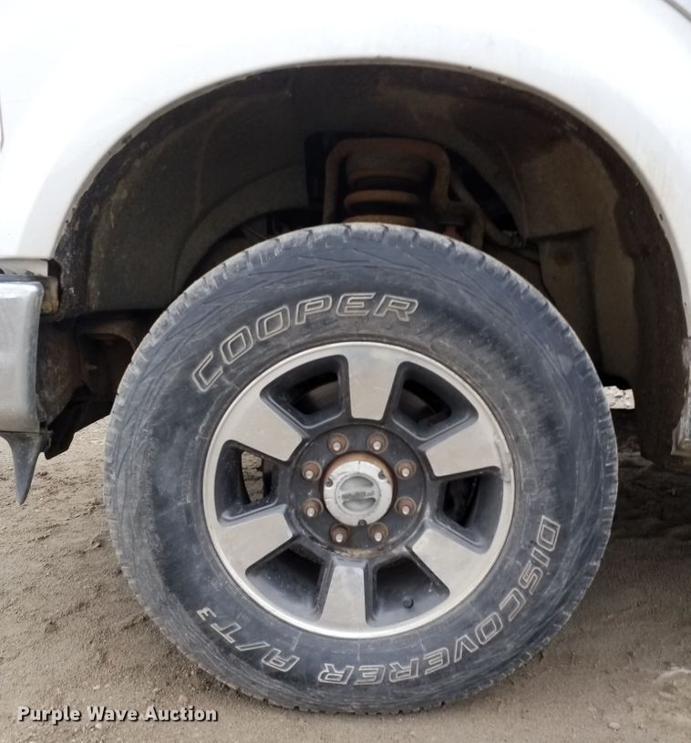 image for item GY9180 2010 Ford F250 Super Duty  Crew Cab pickup truck