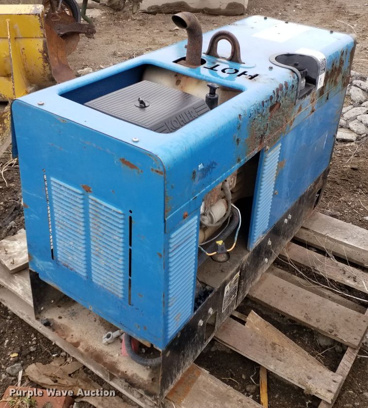 image for item GY9191 Miller Bobcat 250 welder/generator