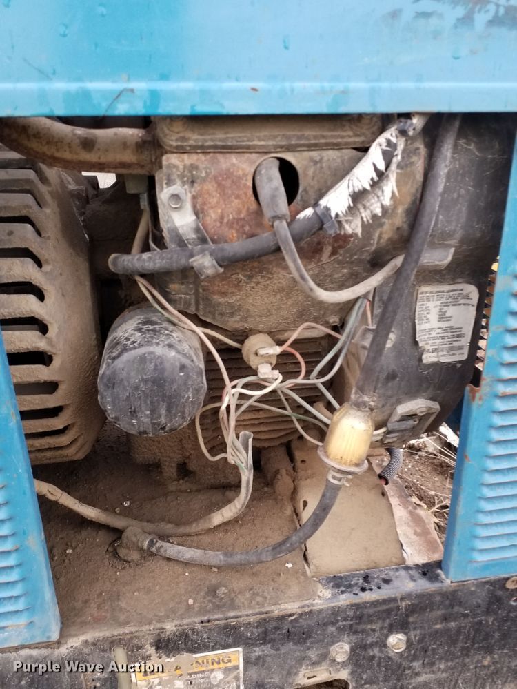 image for item GY9191 Miller Bobcat 250 welder/generator
