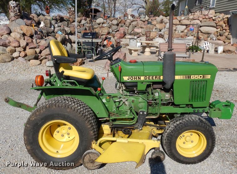 image for item GY9198 John Deere 650 tractor