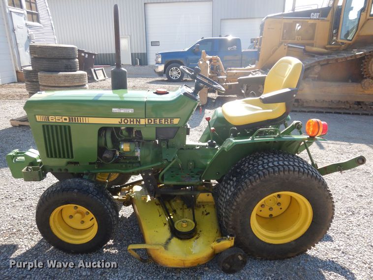image for item GY9198 John Deere 650 tractor