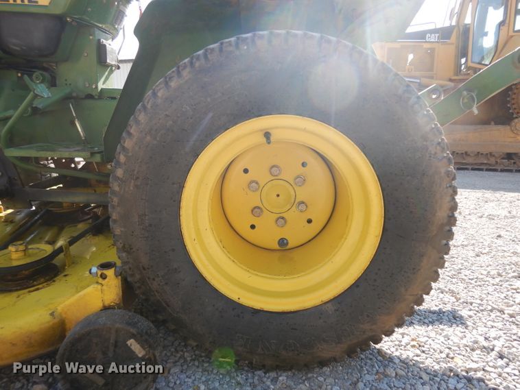 image for item GY9198 John Deere 650 tractor