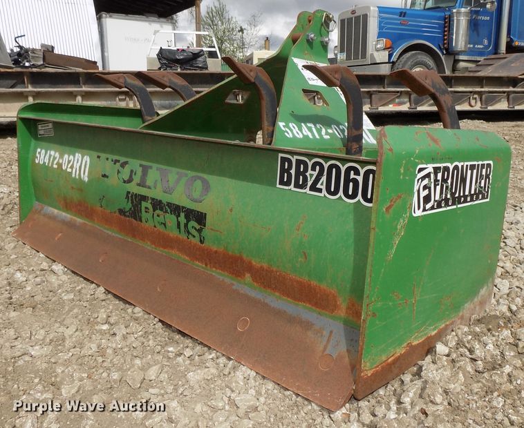 image for item GY9198 John Deere 650 tractor