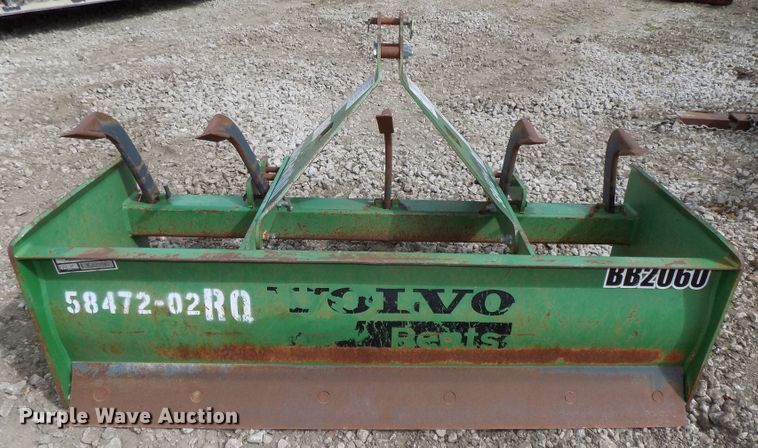 image for item GY9198 John Deere 650 tractor