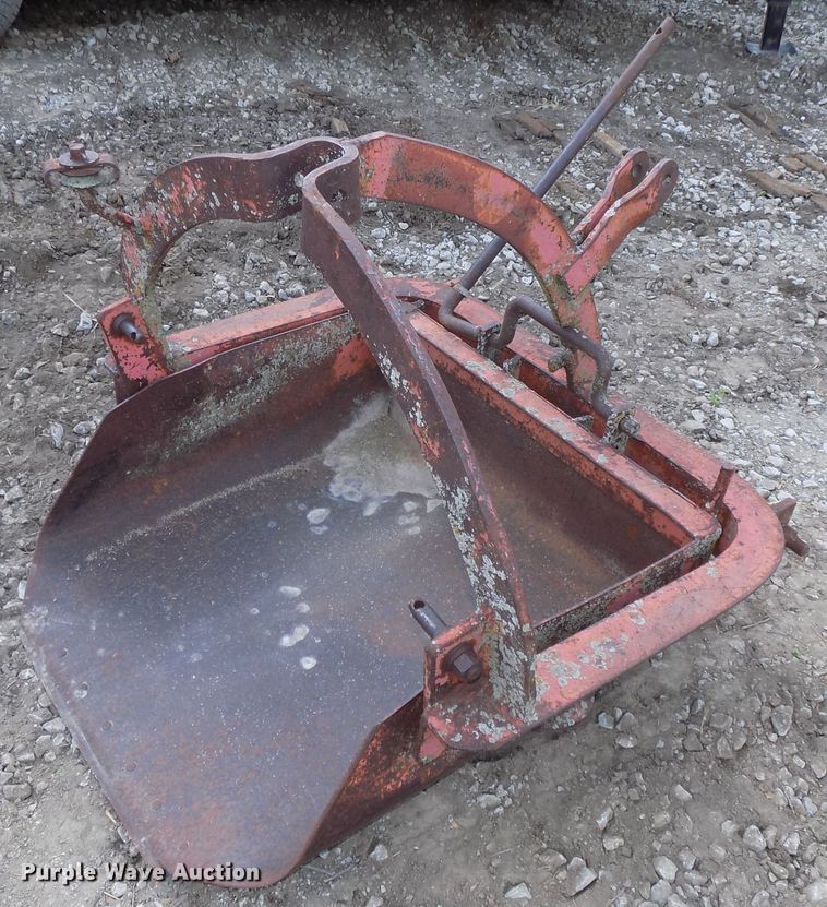 image for item GY9198 John Deere 650 tractor