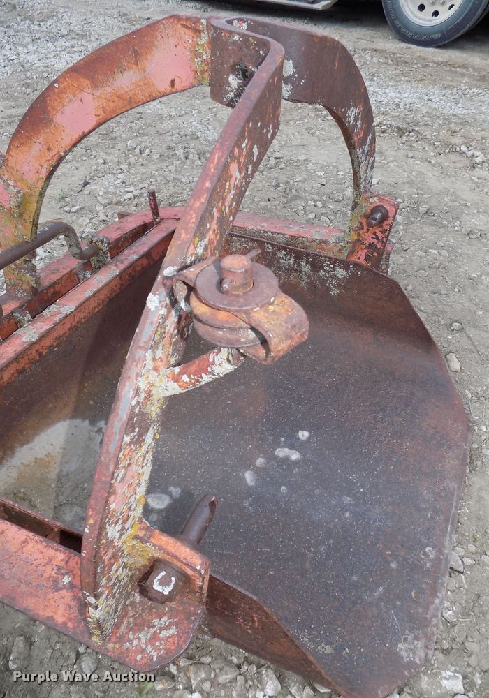 image for item GY9198 John Deere 650 tractor