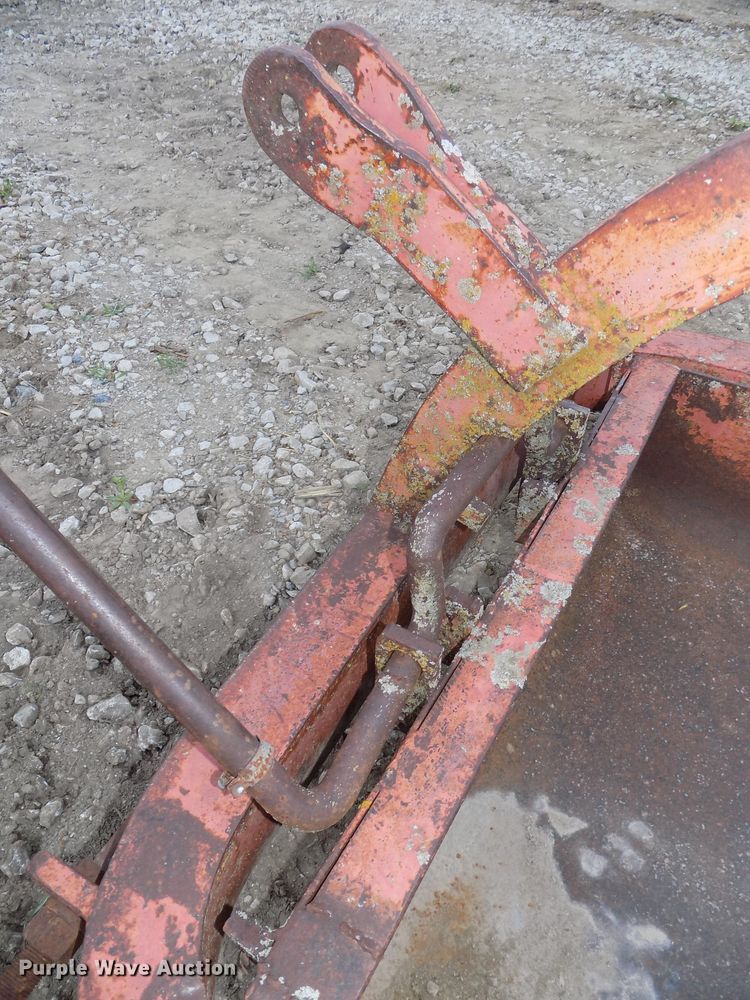 image for item GY9198 John Deere 650 tractor