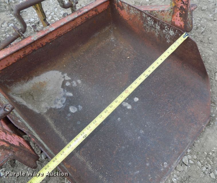 image for item GY9198 John Deere 650 tractor