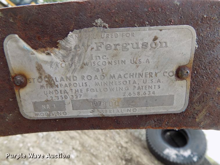 image for item GY9198 John Deere 650 tractor