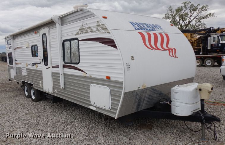 image for item GY9201 2013 Forest River Patriot  camper