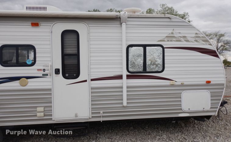 image for item GY9201 2013 Forest River Patriot  camper