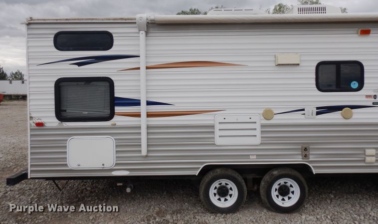 image for item GY9201 2013 Forest River Patriot  camper