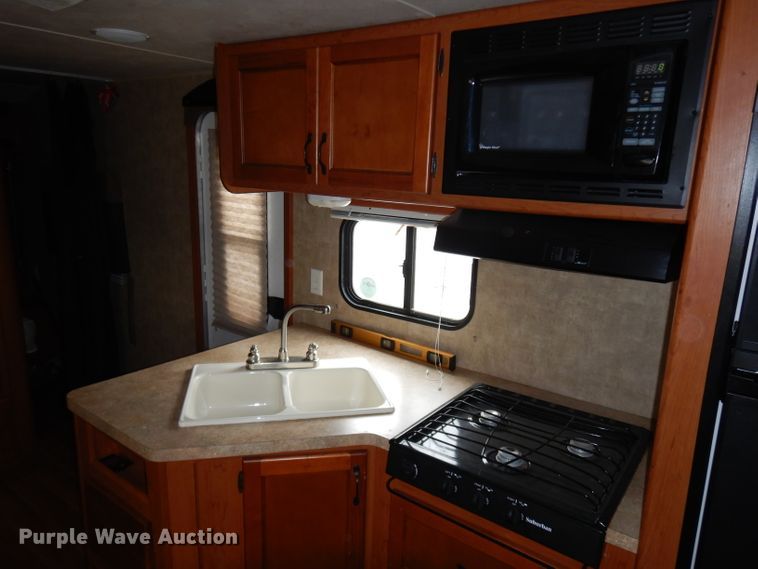 image for item GY9201 2013 Forest River Patriot  camper