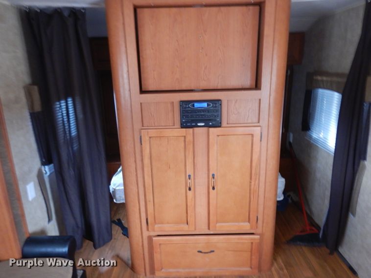 image for item GY9201 2013 Forest River Patriot  camper