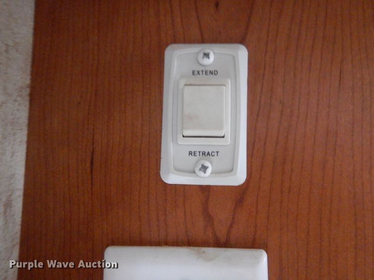 image for item GY9201 2013 Forest River Patriot  camper